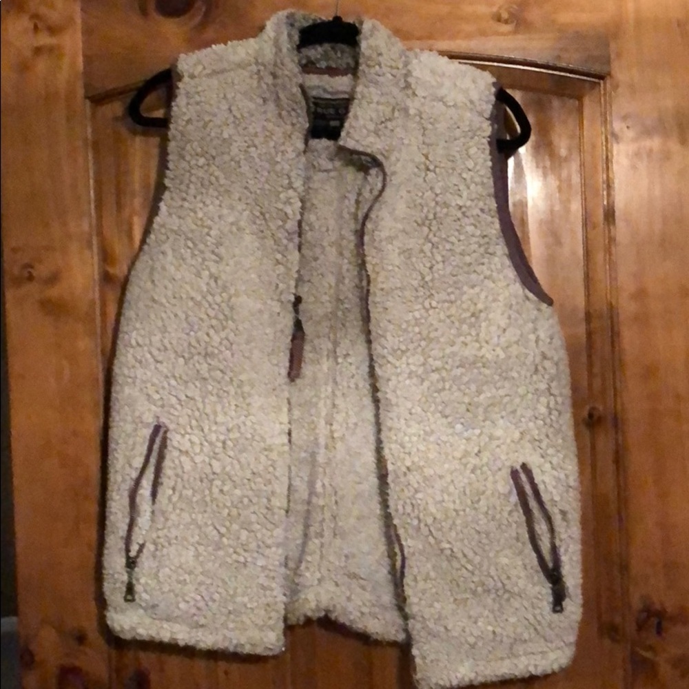 Women’s True Grit vest